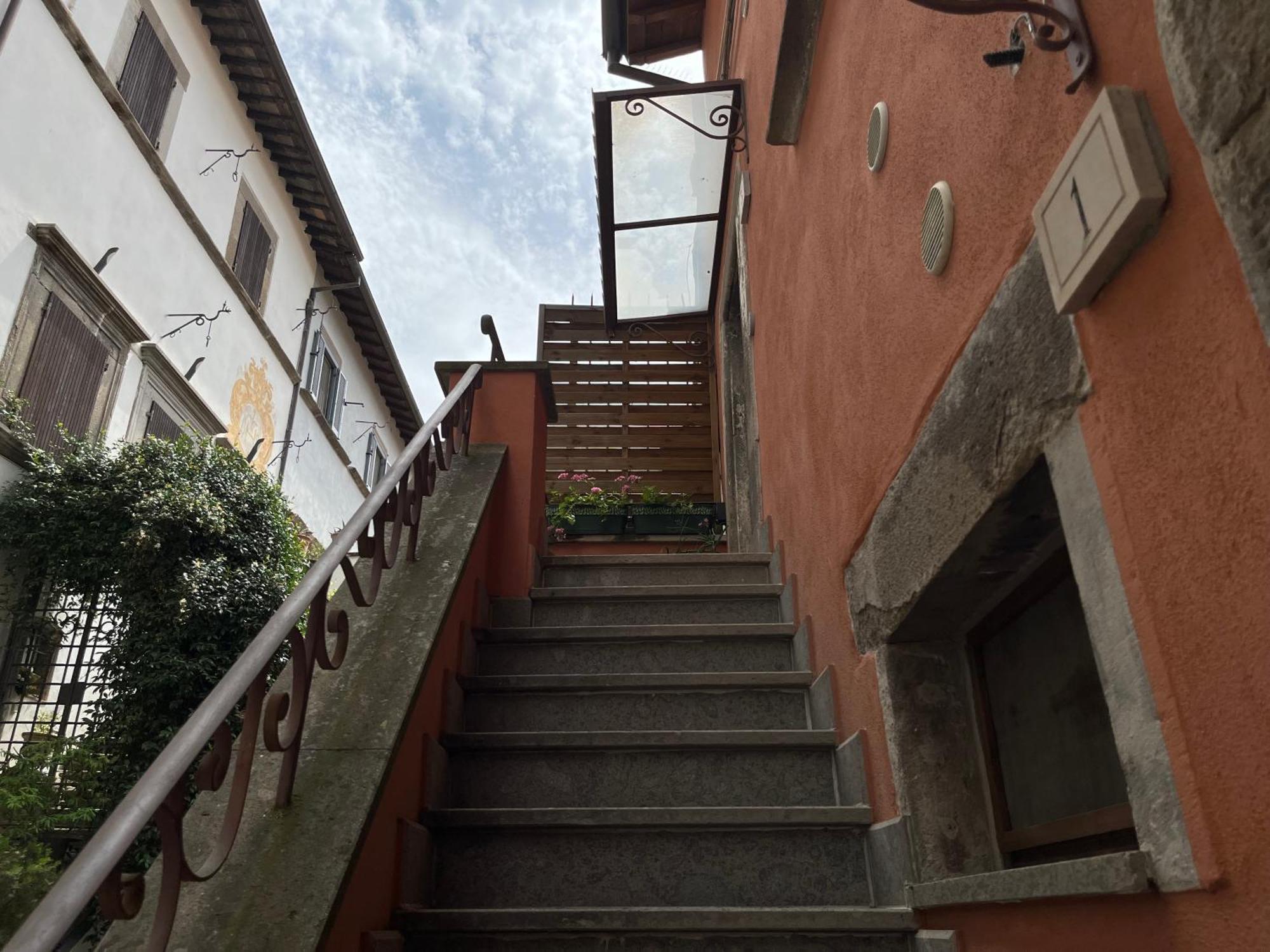 Domus Tuscia Apartments San Faustino Guesthouse Viterbo Exterior photo